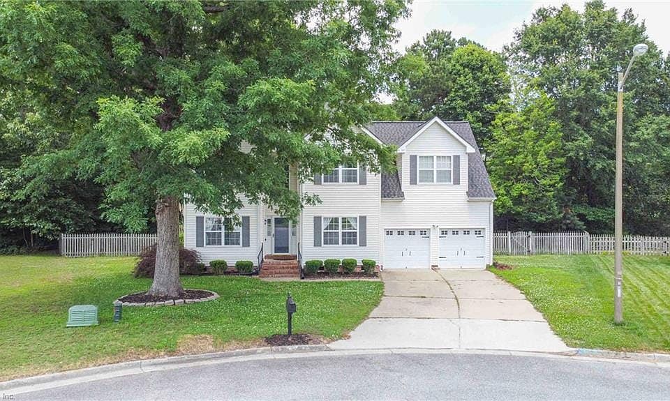 1st image of 305 Ginkgo Ct