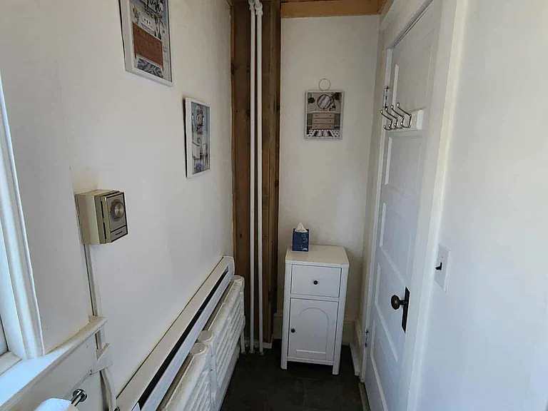 145 Park Ave #4 — Photo 4