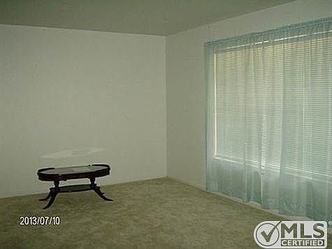 4th image of 1500 SE 23rd Ave