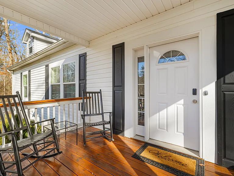 96 Rainbow Lake Dr — Photo 2