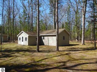 1012 N Lorenz Rd, Tawas City, MI 48763