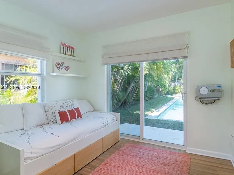 1123 Bay Dr — Photo 20