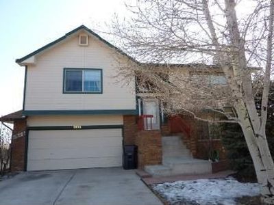 1910 Ambleside Dr, Colorado Springs, CO, 80915