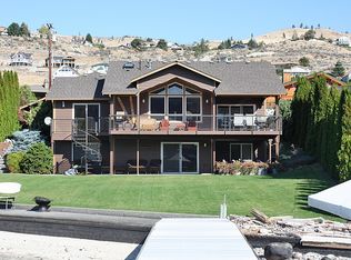 31 Shoreline Ln, Chelan, WA 98816