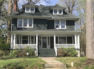 1480 Rydalmount Rd, Cleveland Heights, OH 44118