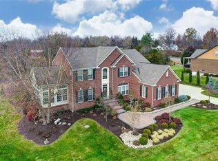 7491 Silver Lake Dr, Waynesville, OH