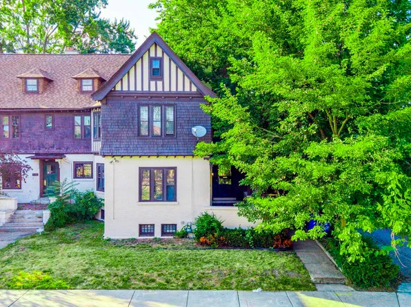 8129 E Lafayette St, Detroit, MI 48214