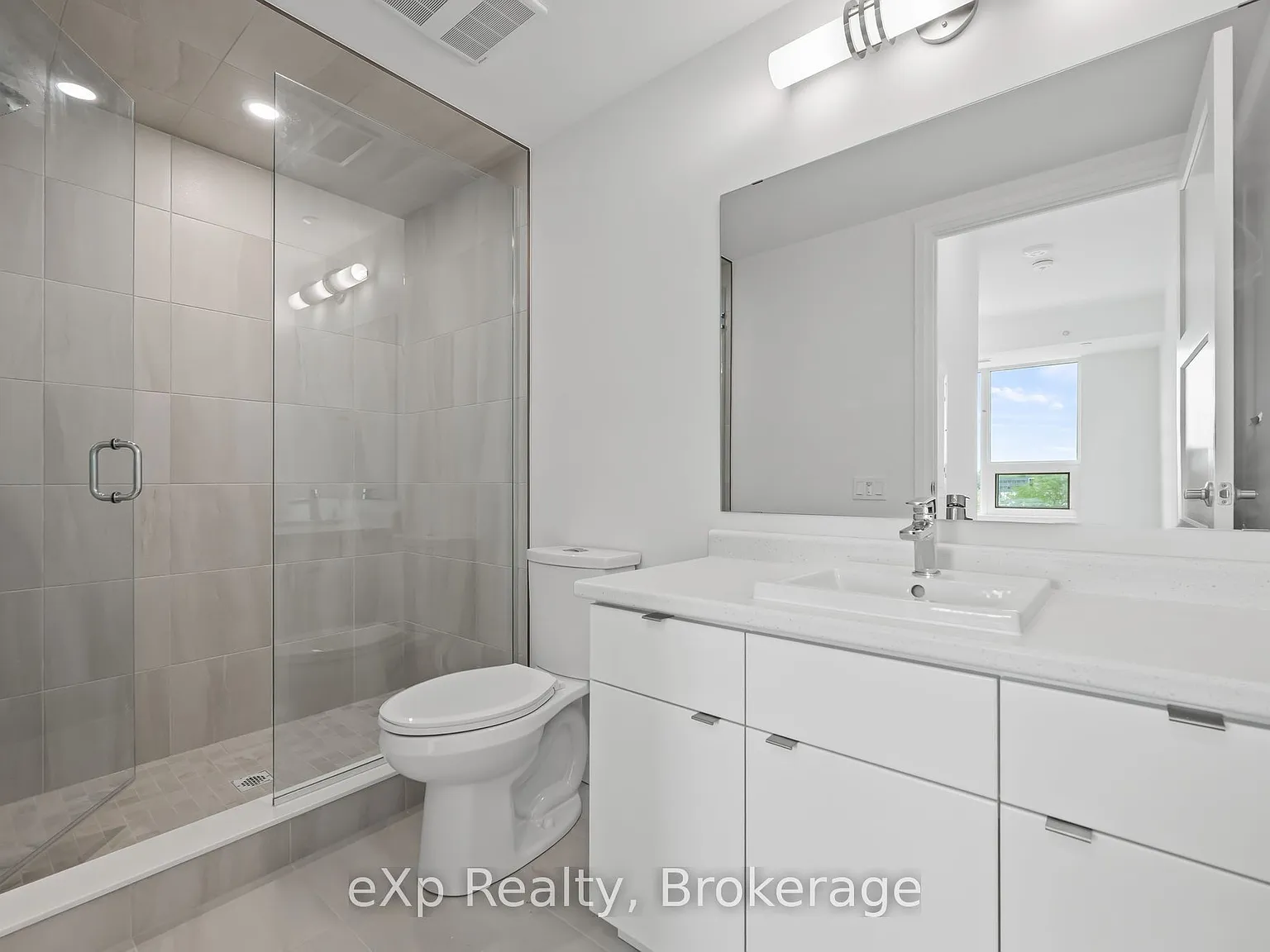 2 bed, $2,650 — Photo 4