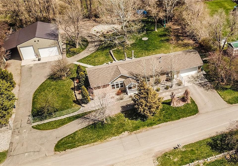 1st image of 201 Juniper Dr