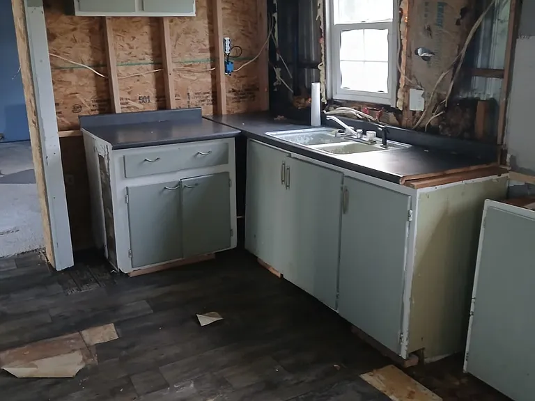 204 E Hegeler Ln #26 — Photo 4