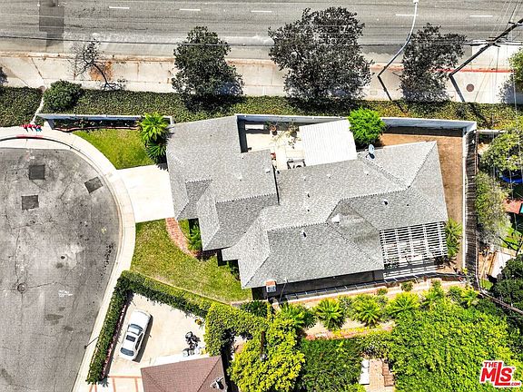 4th image of 5702 Stever Ct