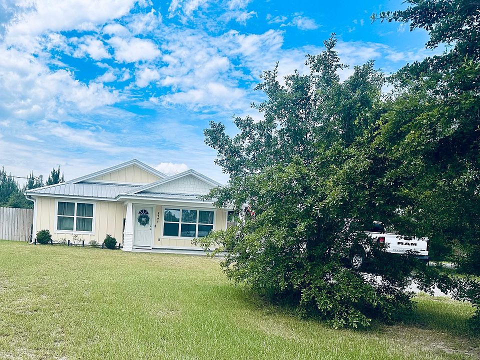 1st image of 8721 Tracy Way