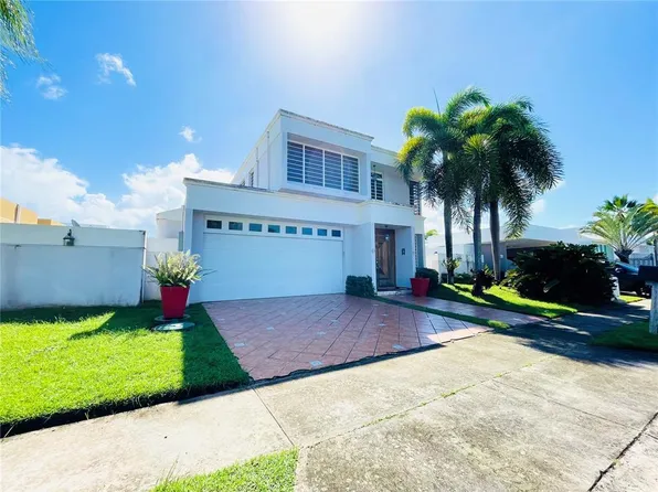 Zafiro Paseo Real E #3, Dorado, PR 00646