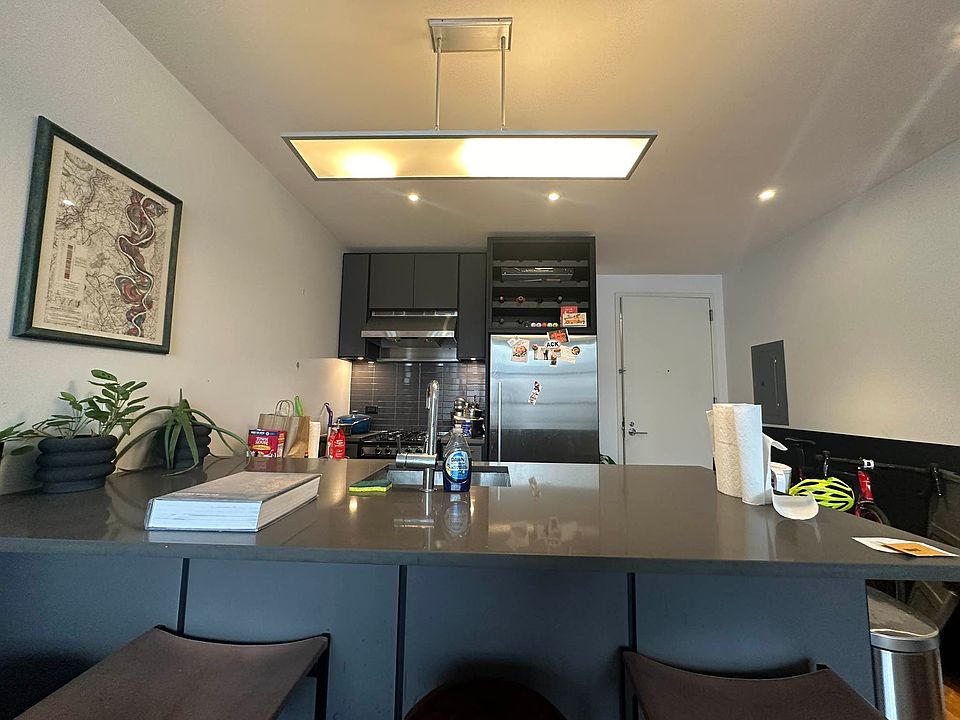 1st image of 1040 Dean St APT 201
