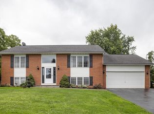 1 Larkins Xing, Rochester, NY 14612