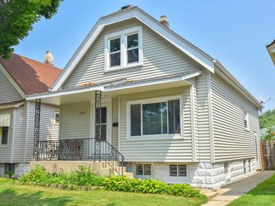 2924 South 8th STREET, Milwaukee, WI, 53215