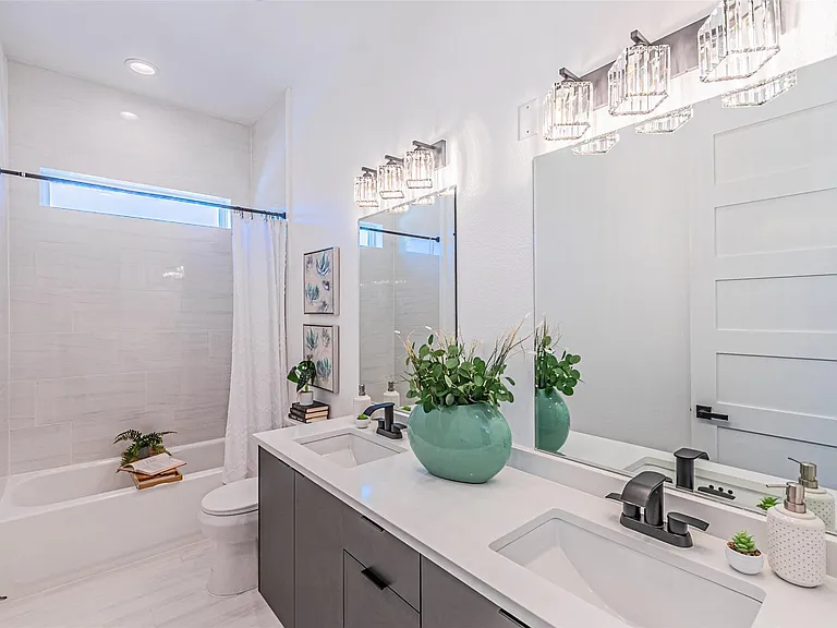 4309 Sylvester St — Photo 23
