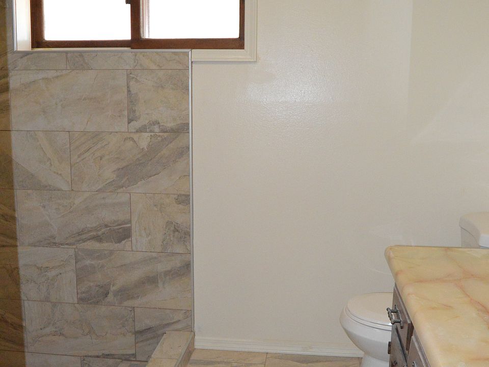 1st image of 2024 Calle Pajaro Azul NW