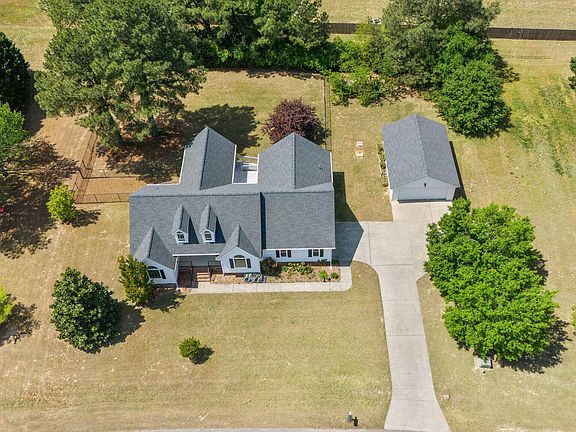 5th image of 7012 Field Hill Rd