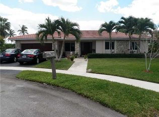501 Birchwood Way, Fort Lauderdale, FL 33326