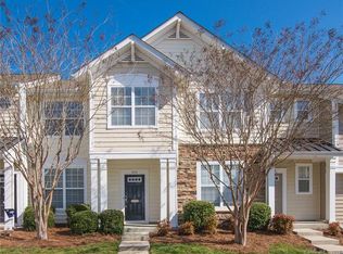 812 Gentlewinds Ct, Fort Mill, SC 29708