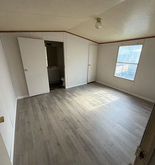 29 Campbell St — Photo 4