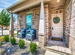 7501 Berrenda Dr, Fort Worth, TX 76131