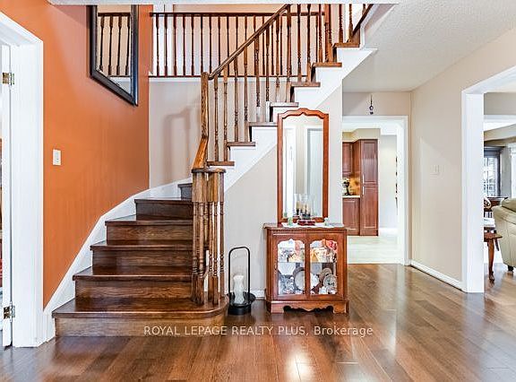 4th image of 3362 Aubrey Rd