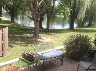 2922 Brossman St, Naperville, IL 60564