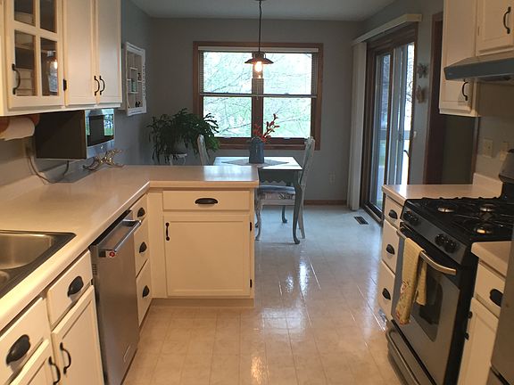 4th image of 3726 Gershwin Ave N