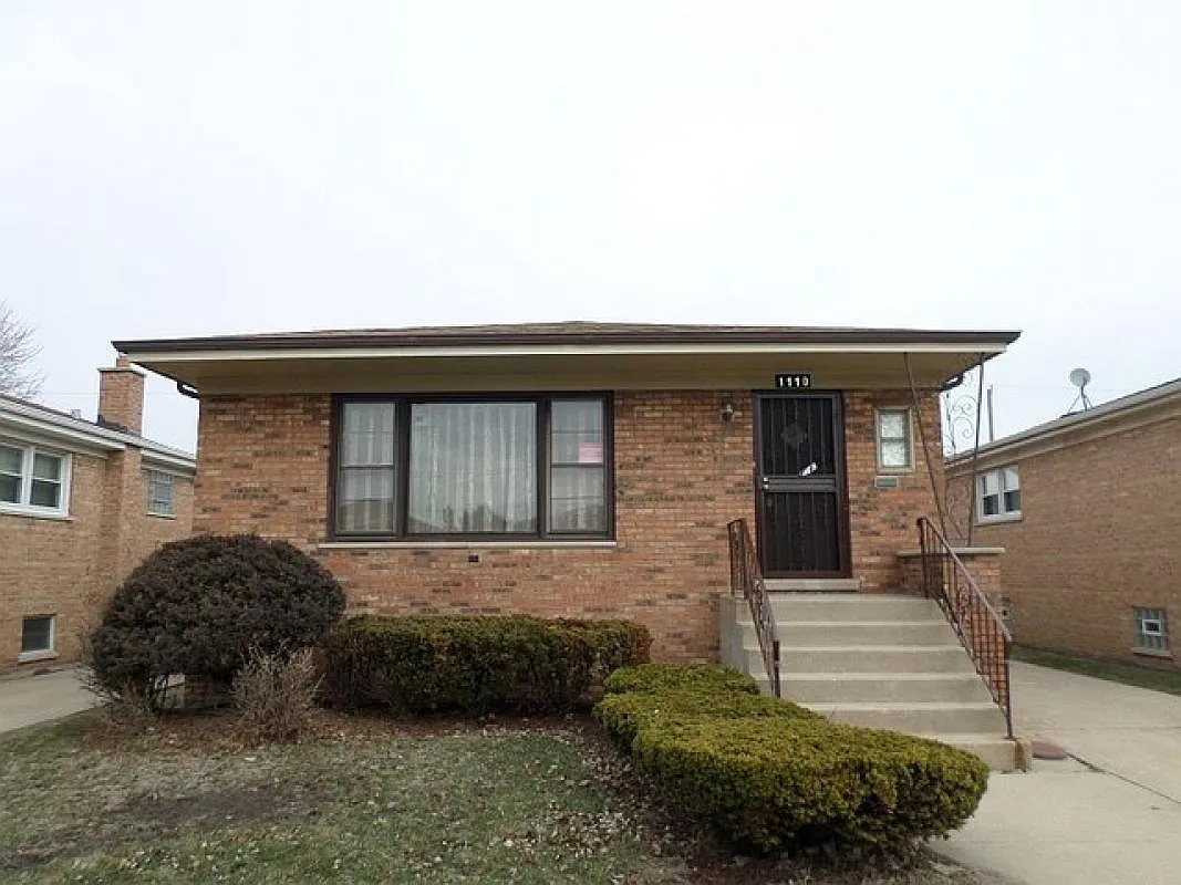 1110 Lucas St photo 1