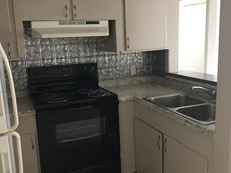 9618 Marlive Ln #3 — Photo 5