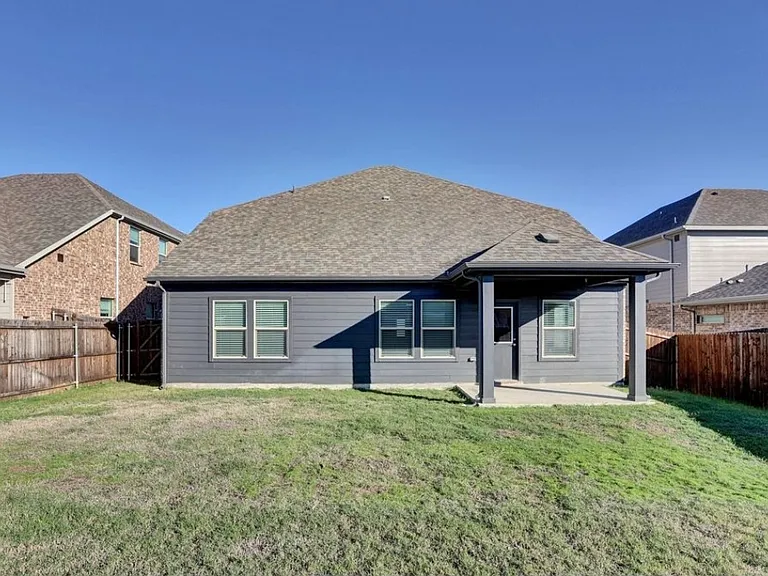 507 Crystal Clear Ln — Photo 35