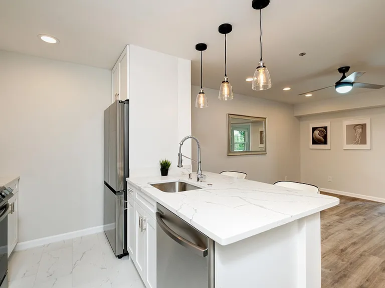 2227-3315 Wyndham Cir #2227 — Photo 9