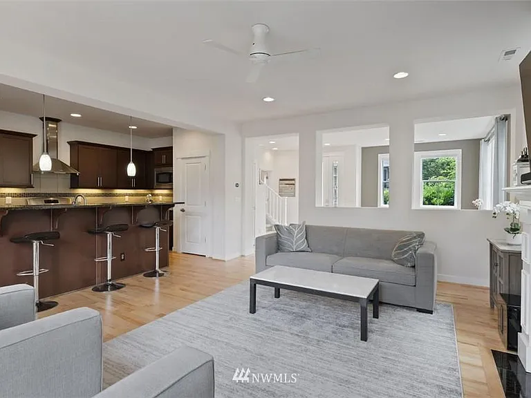 1660 NE Falls Dr — Photo 16