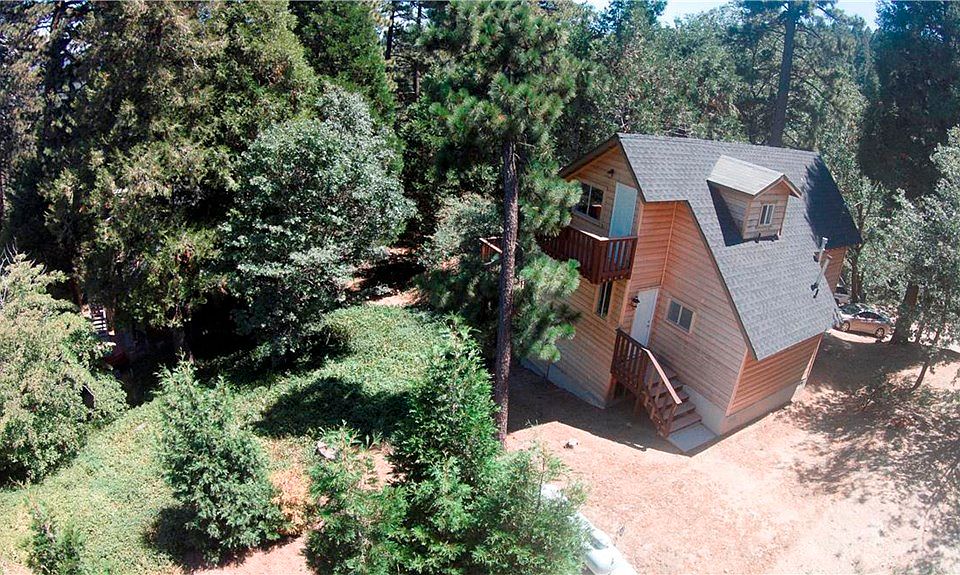 1st image of 22384 Forest Dr