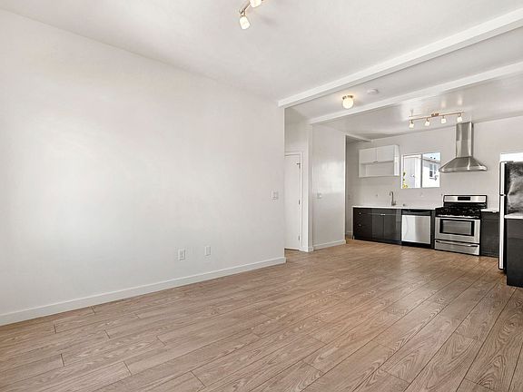 4th image of 4018 Monroe St #9774982