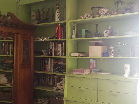 3rd image of 2033 Brockwell Ave