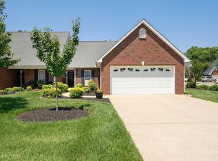 716 Stonetrace Dr, Murfreesboro, TN 37128