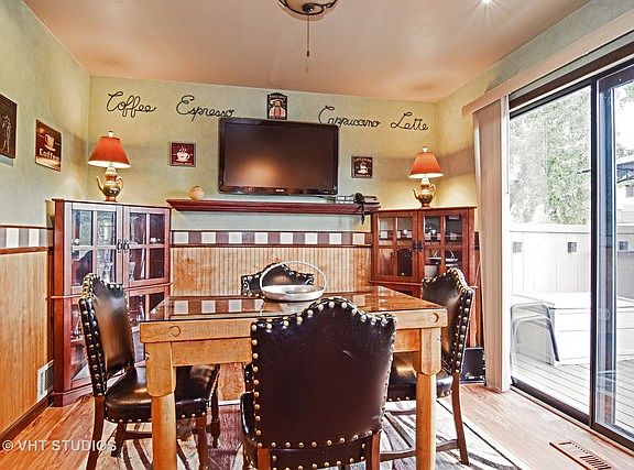 4th image of 539 Yosemite Ct