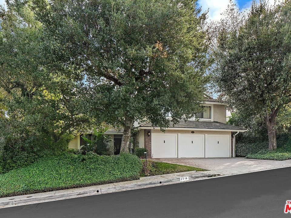 1st image of 2718 Basil Ln