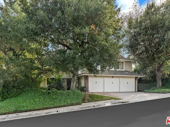 2718 Basil Ln, Los Angeles, CA 90077