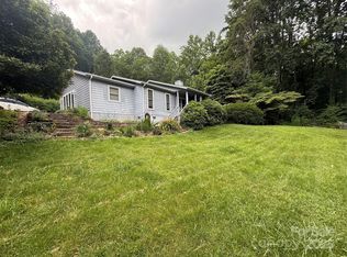 46 High Meadow Ln, Waynesville, NC 28786