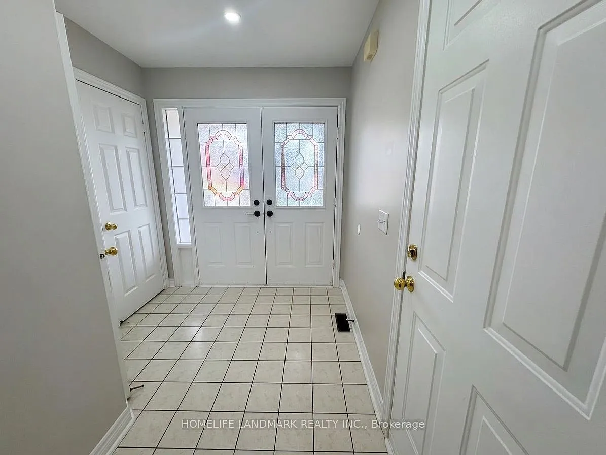 3 bed, $3,000 — Photo 4