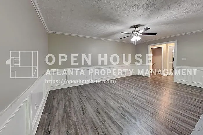 4 bed, 2.5 bath, 2174 sqft, $2,675 — Photo 4