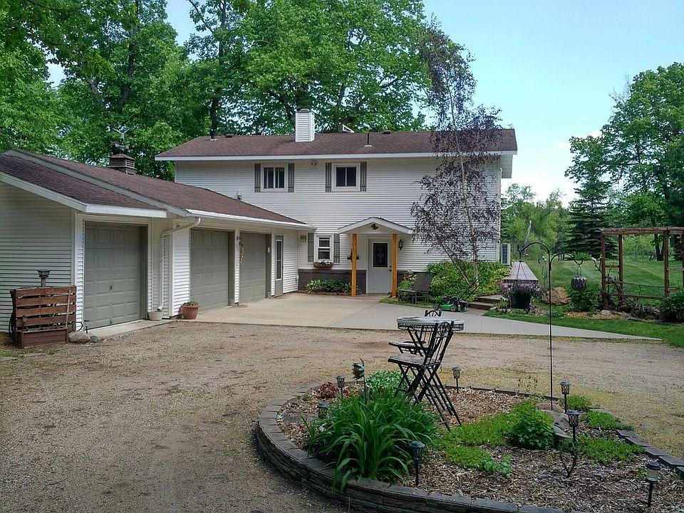1st image of 28146 Fairway Dr