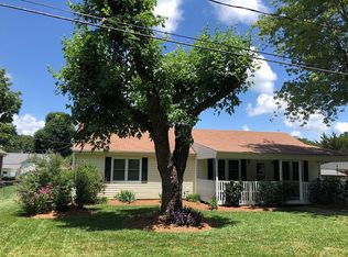 202 W Carr St, Mebane, NC 27302