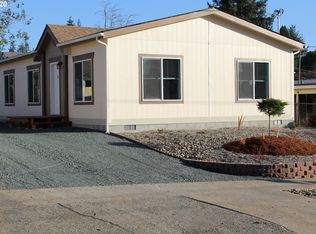 960 N Dean St, Coquille, OR 97423