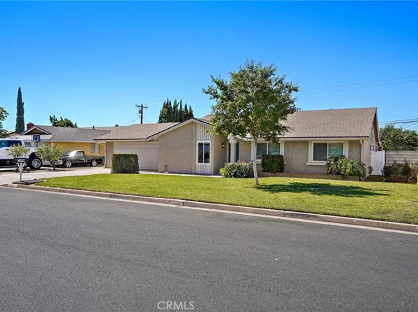 1196 Mulberry Ln, Calimesa, CA 92320
