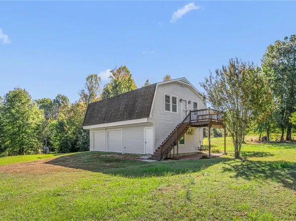 4714 McConnell Rd, Mc Leansville, NC 27301